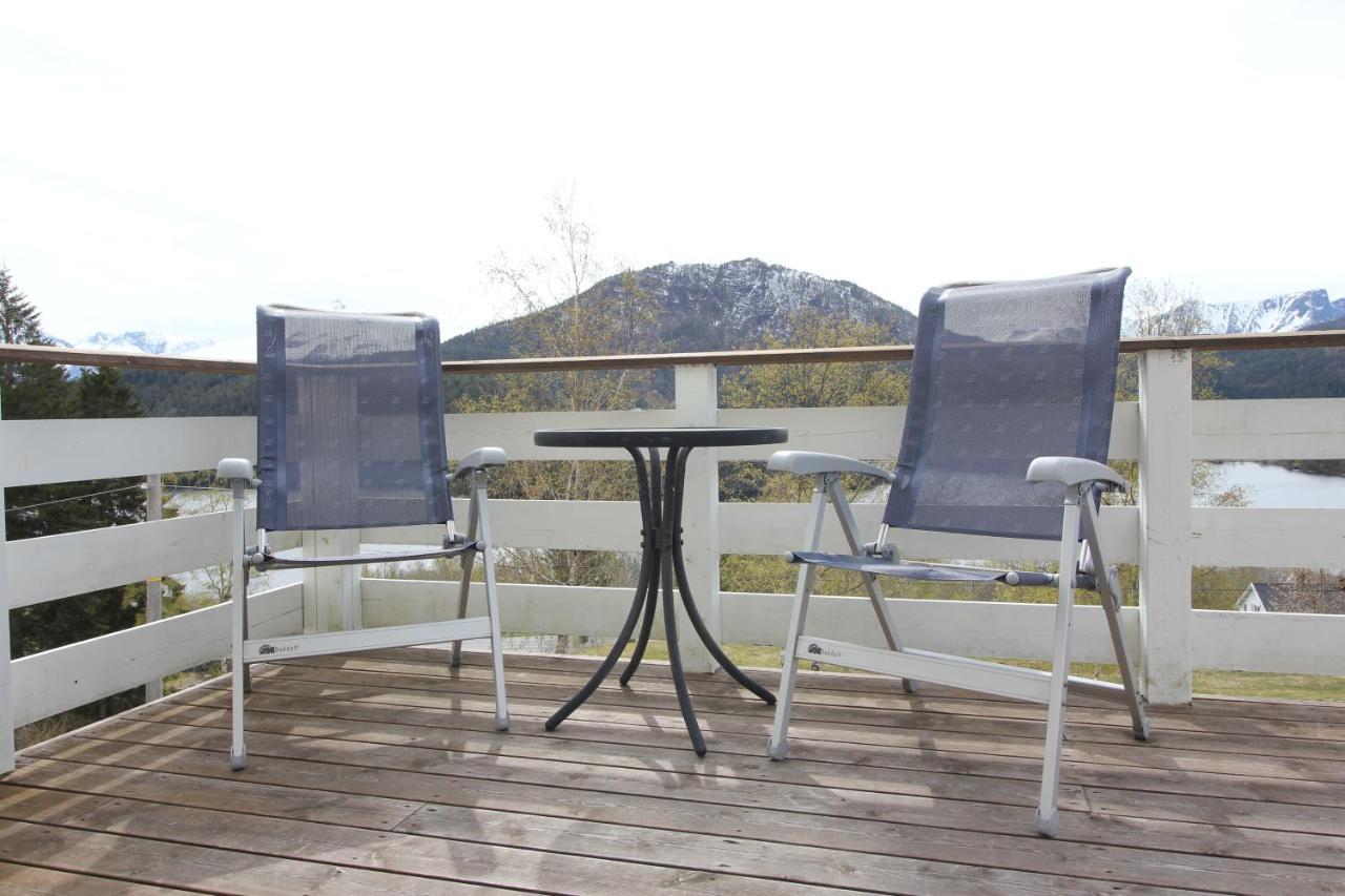Gjerdset Turistsenter Villa Isfjorden Bagian luar foto