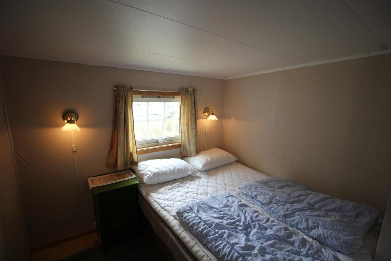 Gjerdset Turistsenter Villa Isfjorden Bagian luar foto