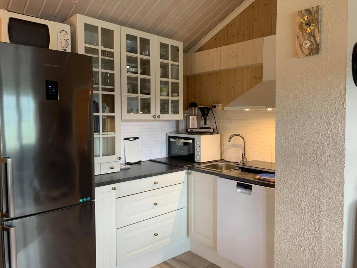 Gjerdset Turistsenter Villa Isfjorden Bagian luar foto